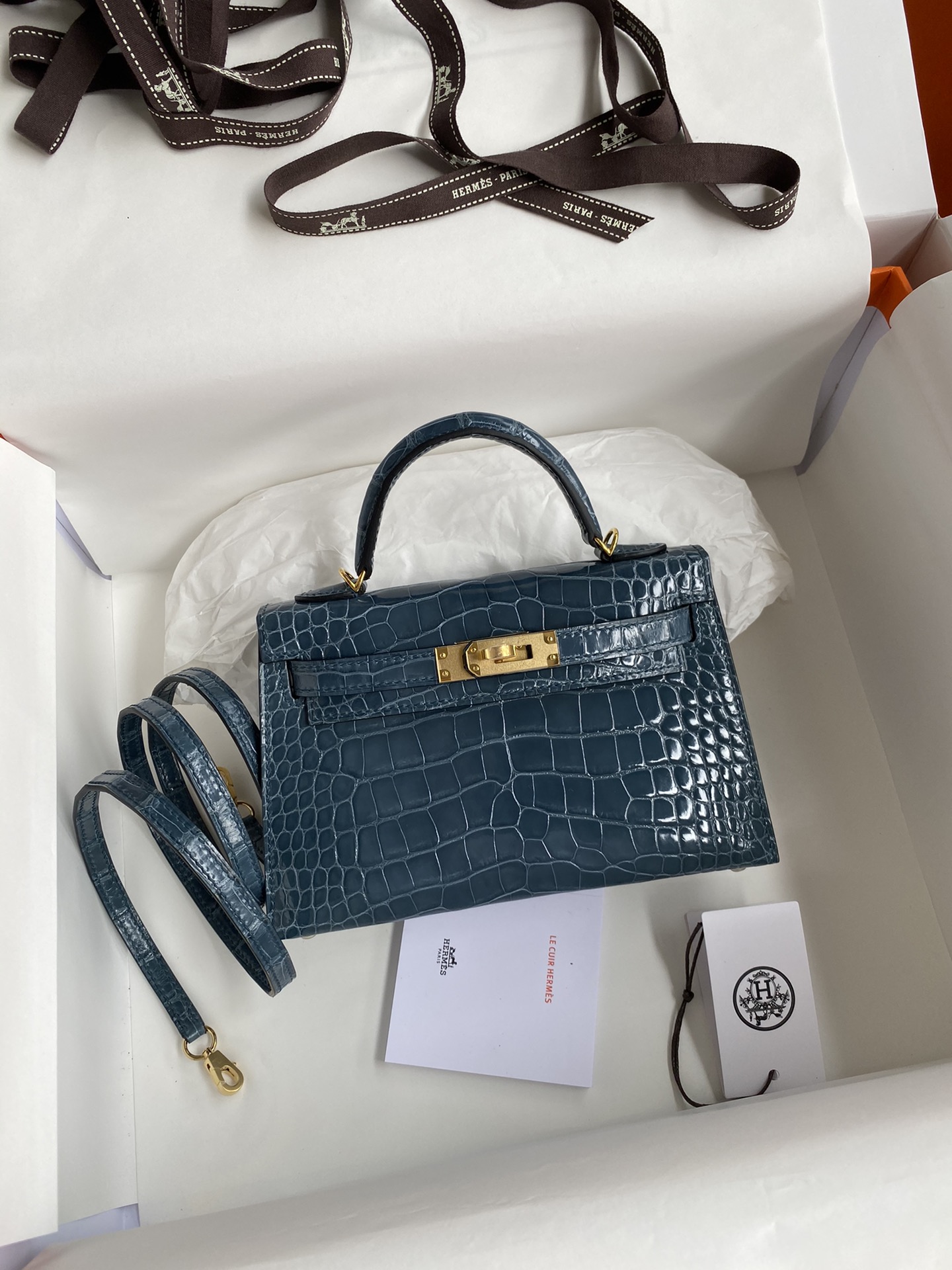 Hermes Kelly Mini II Bag 19CM In Blue Jean Shiny Alligator Leather